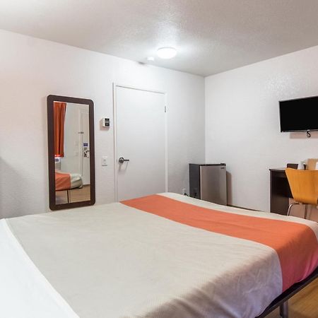 Motel 6 Bakersfield Zewnętrze zdjęcie