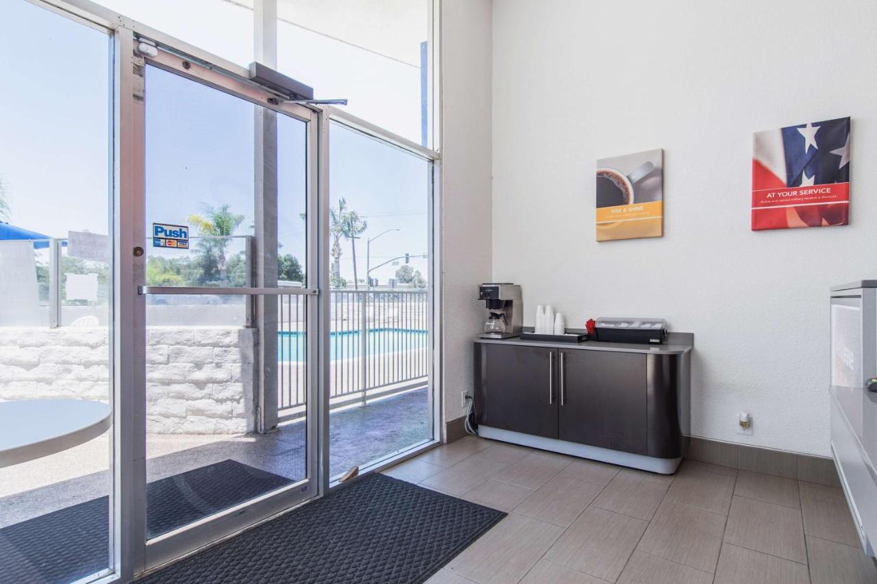 Motel 6 Bakersfield Zewnętrze zdjęcie