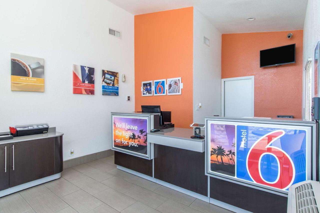 Motel 6 Bakersfield Zewnętrze zdjęcie