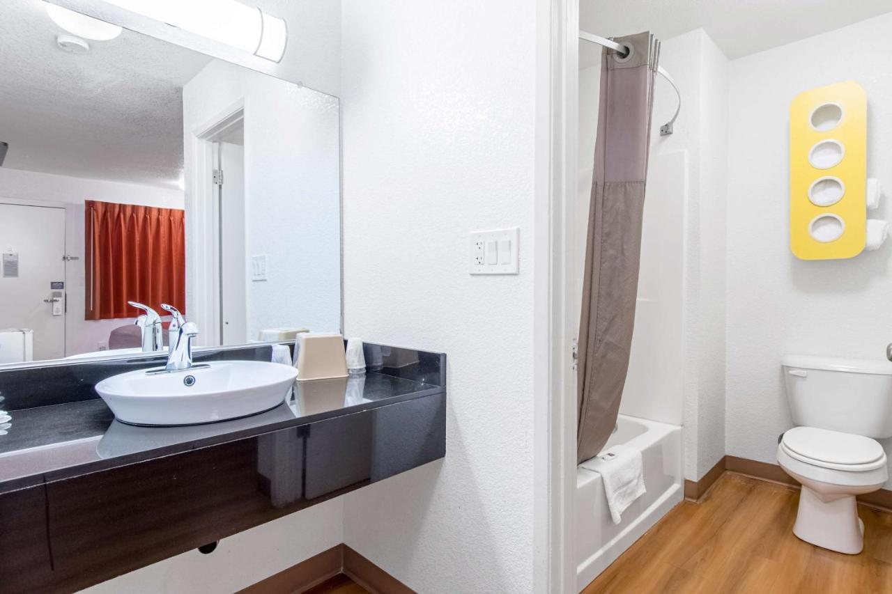 Motel 6 Bakersfield Zewnętrze zdjęcie