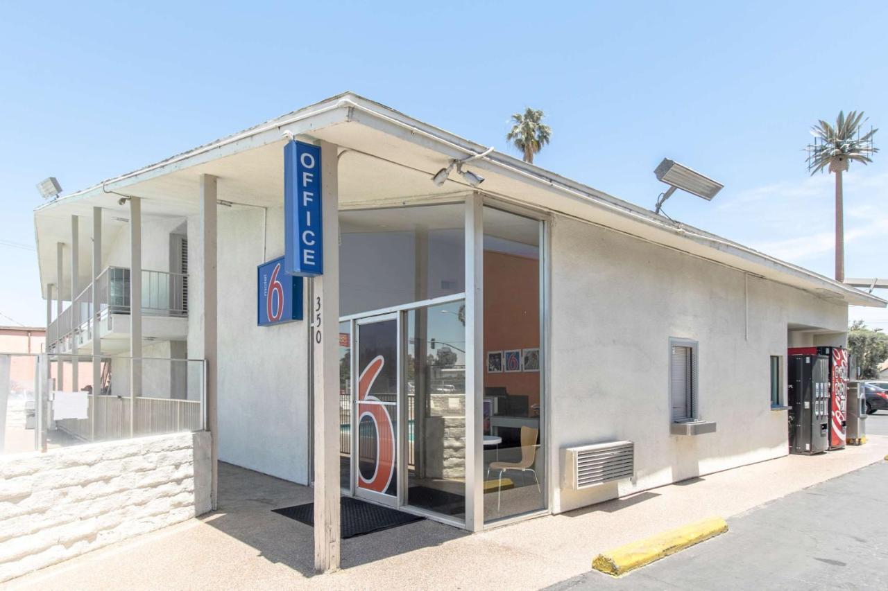 Motel 6 Bakersfield Zewnętrze zdjęcie