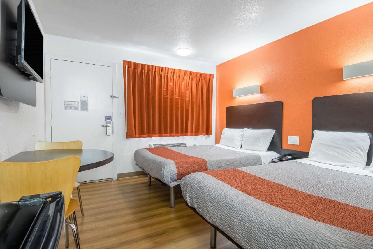 Motel 6 Bakersfield Zewnętrze zdjęcie